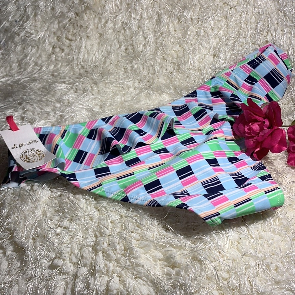 COPY - NWT Bikini bottoms🏊🏻‍♀️